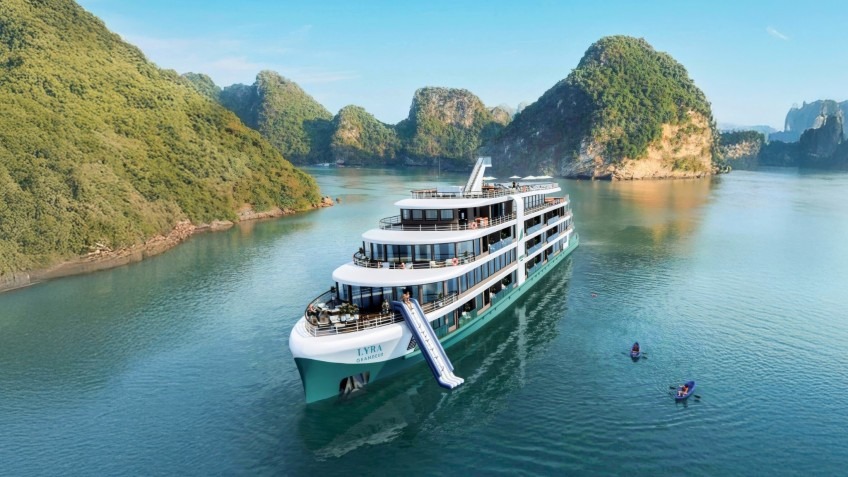 Lyra Grandeur Cruise Halong Bay