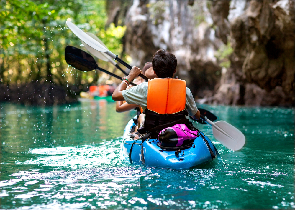 Trải Nghiệm Đẳng Cấp Cùng BBK Travel: Du Thuyền 5 Sao Vịnh Hạ Long & Chuyến Bay Thủy Phi Cơ Ngắm Toàn Cảnh Di Sản