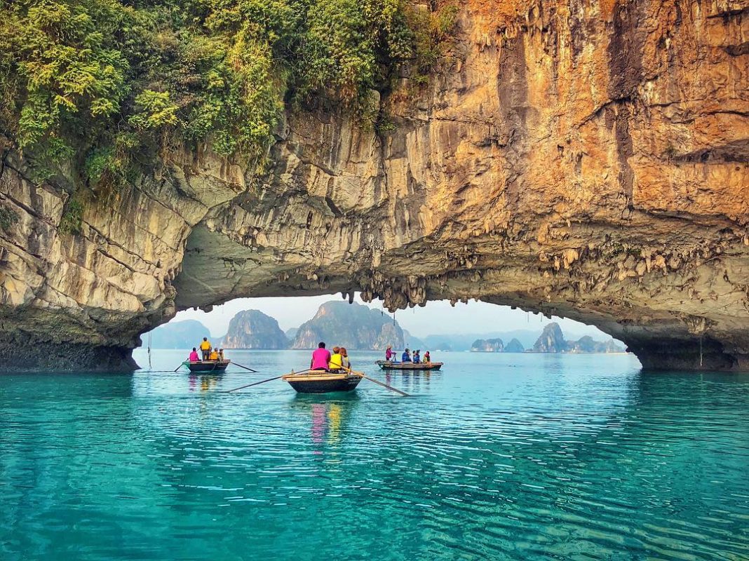  Halong, Bai Tu Long and Lan Ha - Three Brothers in the Gulf of Tonkin